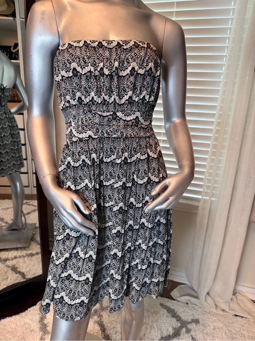 YA Los Angeles Strapless Lace Print Mini Dress Medium Cotton Blend Smocked Zip
